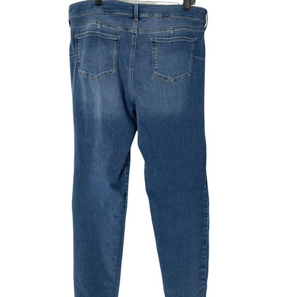 NYJD MARILYN UPLIFT JEANS - Picture 3 of 9